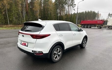 KIA Sportage IV рестайлинг, 2019 год, 2 300 000 рублей, 4 фотография