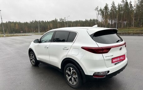 KIA Sportage IV рестайлинг, 2019 год, 2 300 000 рублей, 5 фотография