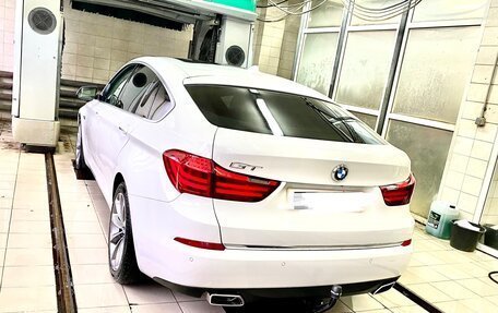 BMW 5 серия, 2015 год, 2 950 000 рублей, 2 фотография