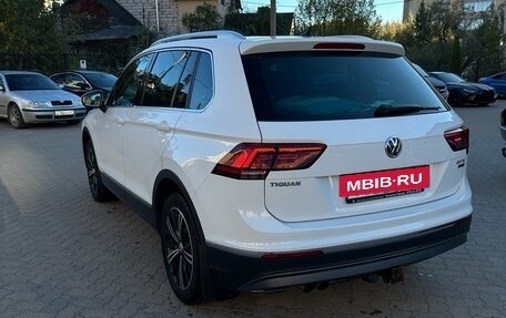 Volkswagen Tiguan II, 2017 год, 2 800 000 рублей, 4 фотография