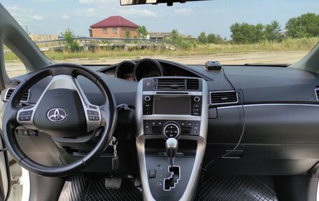 Toyota Verso I, 2014 год, 2 300 000 рублей, 21 фотография