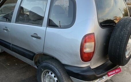 Chevrolet Niva I рестайлинг, 2004 год, 230 000 рублей, 3 фотография