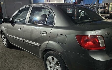 KIA Rio II, 2010 год, 525 000 рублей, 3 фотография