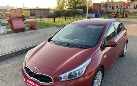 KIA cee'd III, 2012 год, 980 000 рублей, 2 фотография