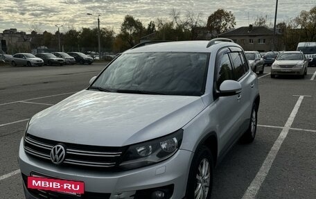 Volkswagen Tiguan I, 2013 год, 1 000 000 рублей, 2 фотография