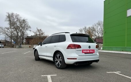 Volkswagen Touareg III, 2013 год, 2 700 000 рублей, 2 фотография