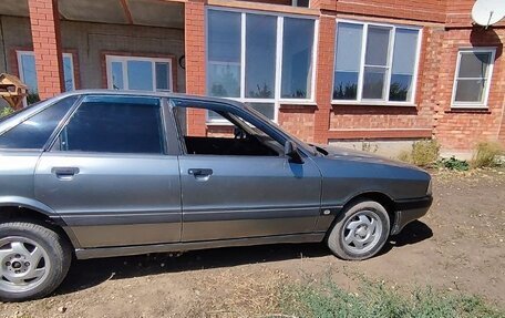 Audi 80, 1988 год, 147 000 рублей, 3 фотография