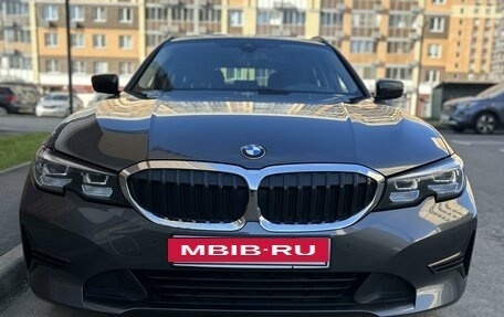 BMW 3 серия, 2020 год, 3 450 000 рублей, 2 фотография