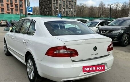 Skoda Superb III рестайлинг, 2012 год, 1 800 000 рублей, 2 фотография