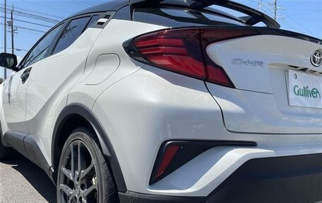 Toyota C-HR I рестайлинг, 2021 год, 1 790 000 рублей, 5 фотография