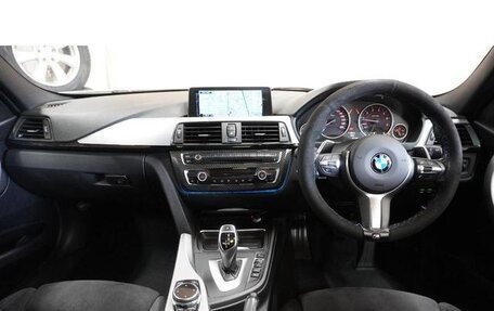 BMW 3 серия, 2018 год, 1 310 111 рублей, 12 фотография