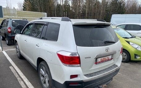 Toyota Highlander III, 2010 год, 2 200 000 рублей, 11 фотография