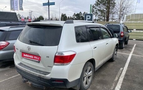 Toyota Highlander III, 2010 год, 2 200 000 рублей, 10 фотография