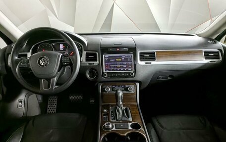 Volkswagen Touareg III, 2015 год, 2 798 000 рублей, 14 фотография