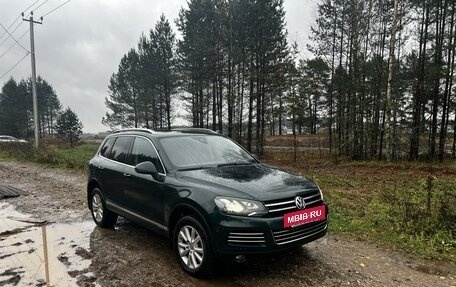 Volkswagen Touareg III, 2012 год, 2 200 000 рублей, 2 фотография