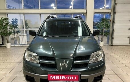 Mitsubishi Outlander III рестайлинг 3, 2006 год, 730 000 рублей, 3 фотография