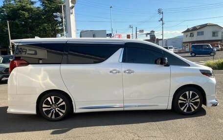 Toyota Alphard III, 2021 год, 3 920 000 рублей, 4 фотография