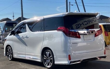 Toyota Alphard III, 2021 год, 3 920 000 рублей, 7 фотография