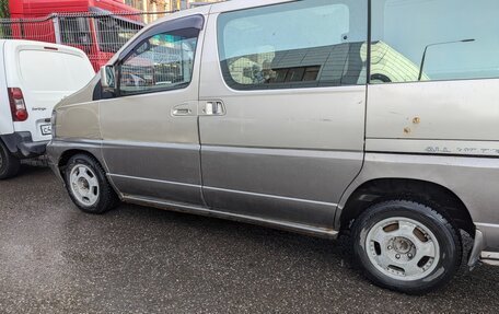 Nissan Elgrand I, 1999 год, 575 000 рублей, 11 фотография