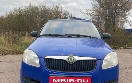 Skoda Fabia II, 2009 год, 450 000 рублей, 3 фотография