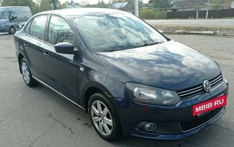 Volkswagen Polo VI (EU Market), 2011 год, 650 000 рублей, 3 фотография