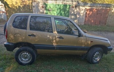 Chevrolet Niva I рестайлинг, 2004 год, 297 000 рублей, 1 фотография