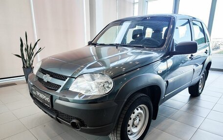 Chevrolet Niva I рестайлинг, 2018 год, 793 000 рублей, 1 фотография