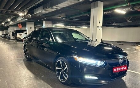 Honda Accord IX рестайлинг, 2019 год, 2 500 000 рублей, 1 фотография