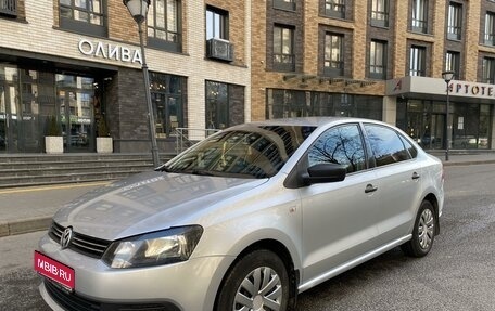 Volkswagen Polo VI (EU Market), 2013 год, 750 000 рублей, 1 фотография