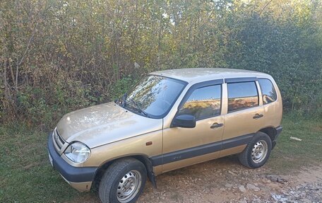 Chevrolet Niva I рестайлинг, 2004 год, 297 000 рублей, 9 фотография