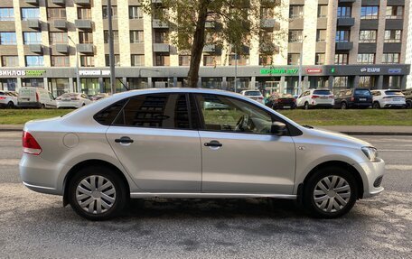 Volkswagen Polo VI (EU Market), 2013 год, 750 000 рублей, 4 фотография