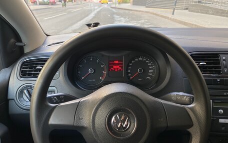 Volkswagen Polo VI (EU Market), 2013 год, 750 000 рублей, 11 фотография