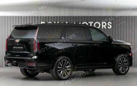 Cadillac Escalade V, 2023 год, 17 990 000 рублей, 5 фотография