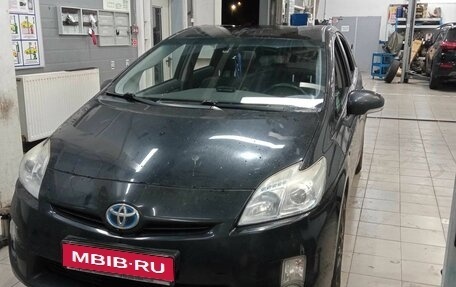 Toyota Prius, 2010 год, 1 000 000 рублей, 1 фотография