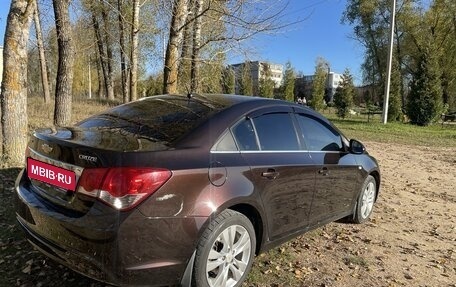 Chevrolet Cruze II, 2013 год, 975 000 рублей, 10 фотография