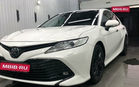 Toyota Camry, 2018 год, 3 232 323 рублей, 4 фотография