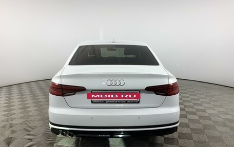 Audi A4, 2018 год, 2 775 000 рублей, 6 фотография