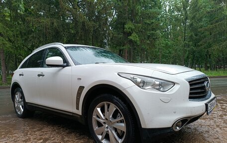 Infiniti FX II, 2011 год, 2 122 000 рублей, 3 фотография