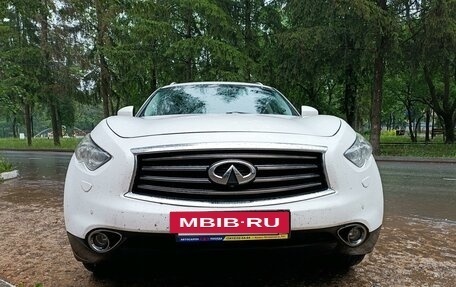 Infiniti FX II, 2011 год, 2 122 000 рублей, 2 фотография