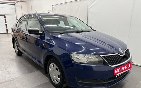 Skoda Rapid I, 2015 год, 680 000 рублей, 3 фотография