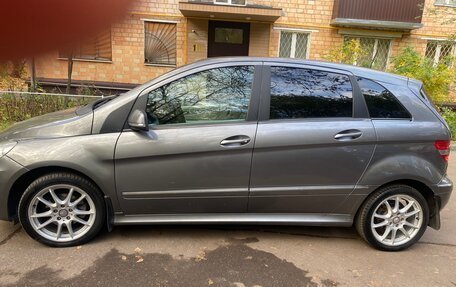 Mercedes-Benz B-Класс, 2011 год, 930 000 рублей, 15 фотография