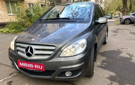 Mercedes-Benz B-Класс, 2011 год, 930 000 рублей, 10 фотография