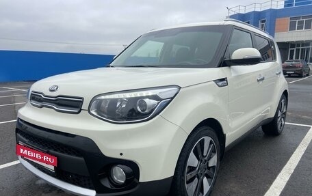 KIA Soul II рестайлинг, 2017 год, 1 790 000 рублей, 2 фотография