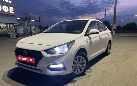 Hyundai Solaris II рестайлинг, 2018 год, 1 260 000 рублей, 1 фотография