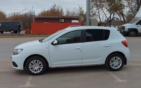 Renault Sandero II рестайлинг, 2014 год, 860 000 рублей, 3 фотография