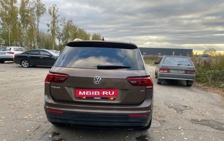 Volkswagen Tiguan II, 2017 год, 2 300 000 рублей, 5 фотография