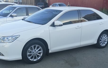 Toyota Camry, 2014 год, 1 820 000 рублей, 4 фотография