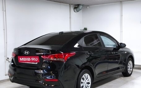 Hyundai Solaris II рестайлинг, 2018 год, 1 395 000 рублей, 2 фотография