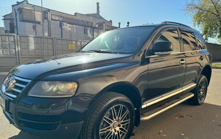 Volkswagen Touareg III, 2006 год, 1 020 000 рублей, 3 фотография