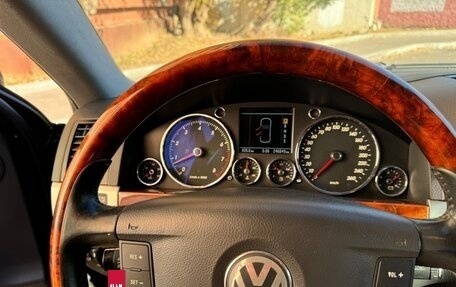 Volkswagen Touareg III, 2006 год, 1 020 000 рублей, 14 фотография